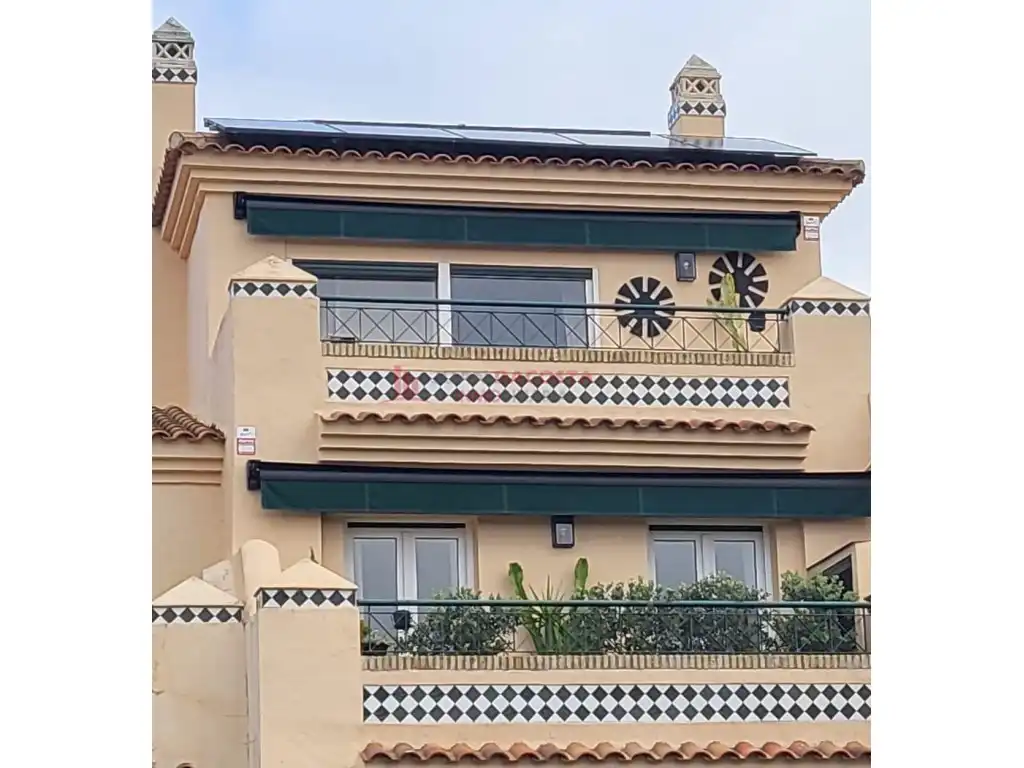 Villa in vendita a Calle Ruben Dario