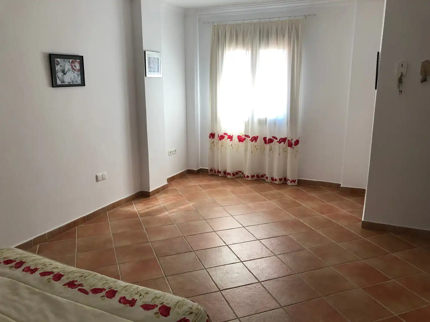 Dormitori de Casa o xalet en venda en Atajate amb Terrassa i Moblat