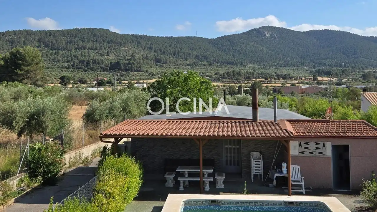 Houses for sale in Banyeres de Mariola  with Heating, Private garden and Terrace