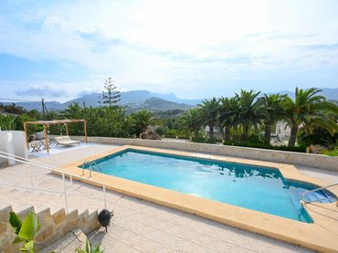 Villa avec balcon à vendre à Cometa