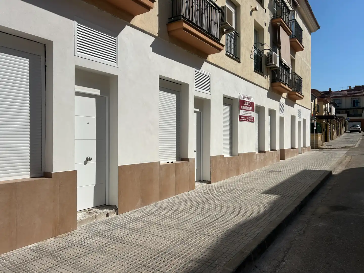 Exterior view of Commercial properties for sale in Vélez-Málaga  with Air Conditioner and Heating