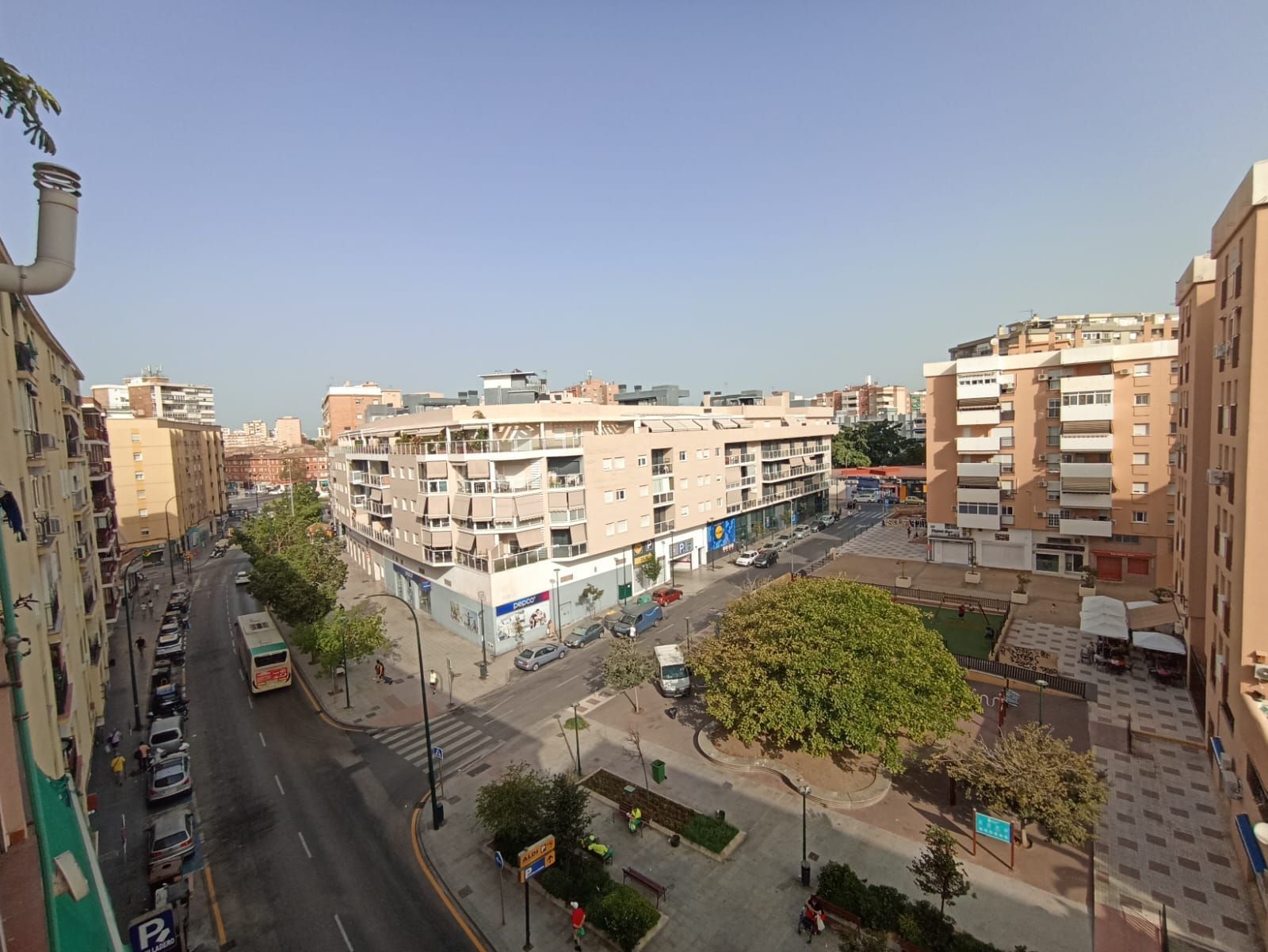 Vista exterior de Edificio en venta en Málaga Capital