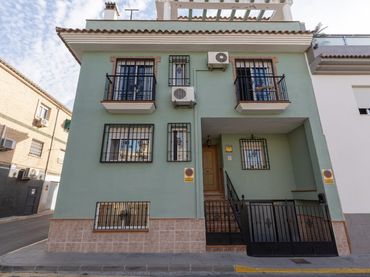 Adosado con balcón en venta en Calle de Isaac Peral