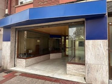 Local comercial en venda a Avenida San Mamés 2