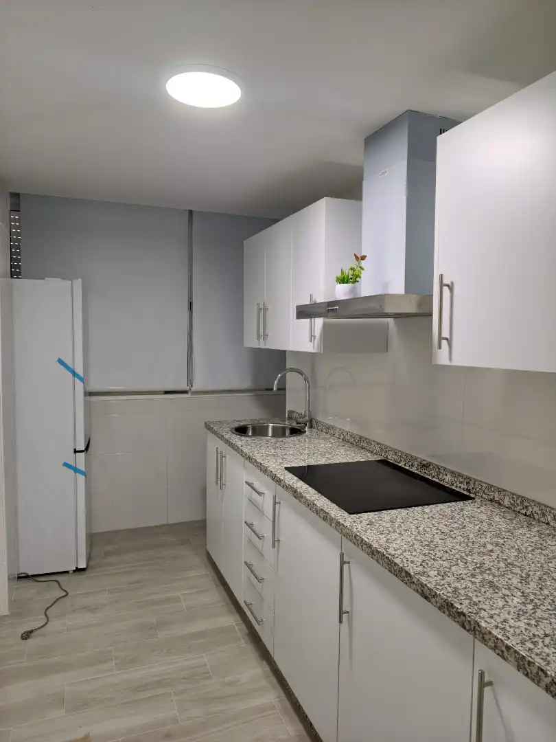 Flat with terrace to rent in Calle Laurel 9, imagen 3