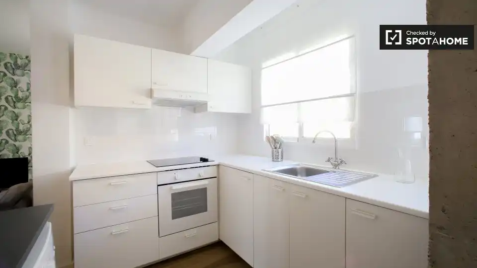 Cocina de Piso de alquiler en Valencia con Aire acondicionado, Calefacción y Amueblado