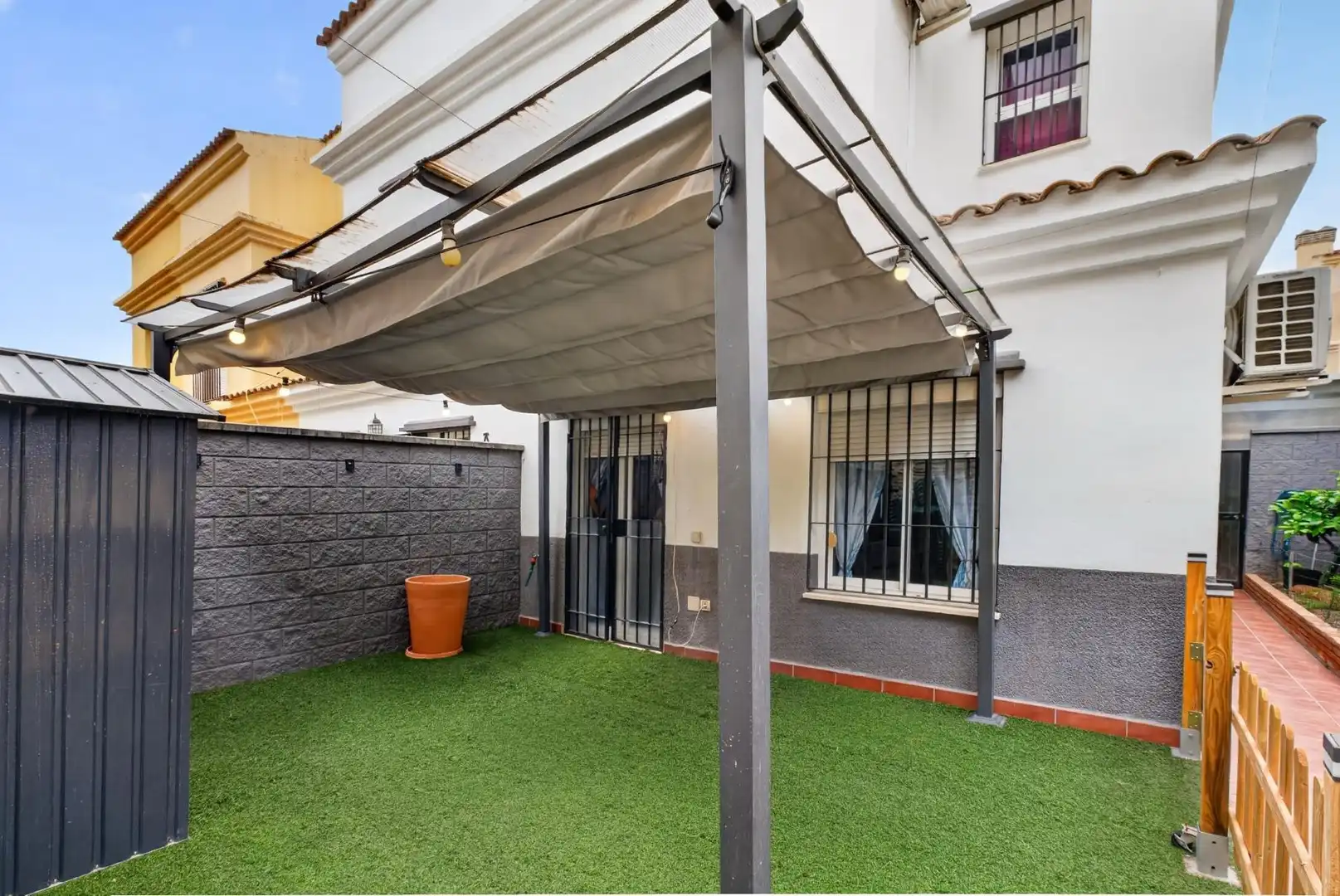Terrace of Detached homes for sale in Cártama  with Air Conditioner, Heating and Private garden