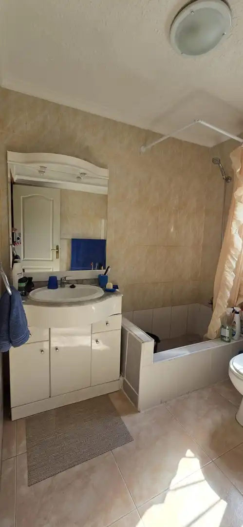 Baño de Casa o chalet en venta en Llíria con Jardín privado, Terraza y Piscina comunitaria