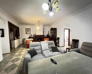 Sala d'estar de Casa o xalet en venda en Alameda amb Aire condicionat, Calefacció i Terrassa