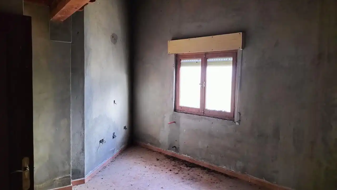 Casa adosada en venta en Valde-Ucieza