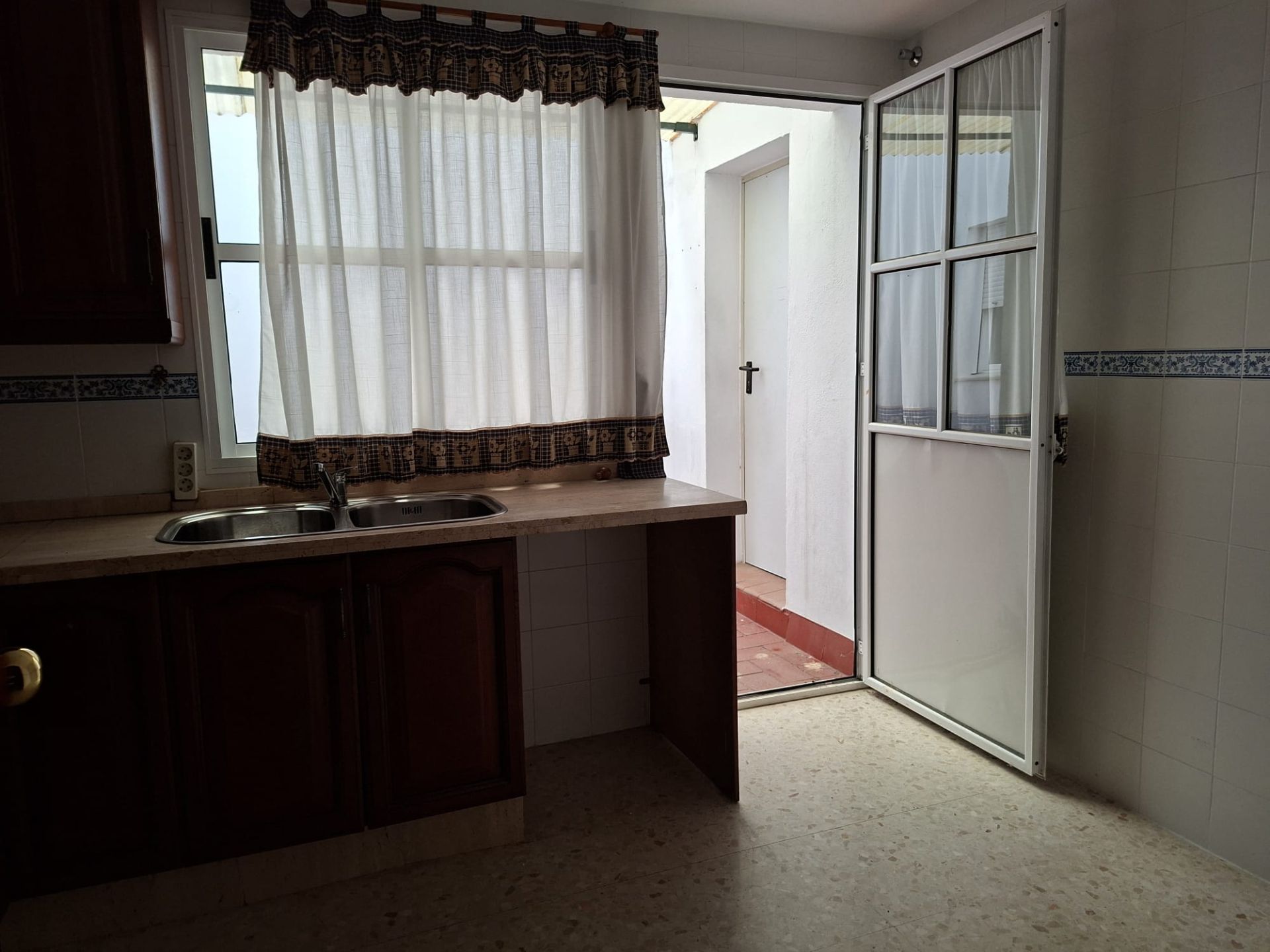 Cocina de Planta baja en venta en Alcalá del Río con Alarma