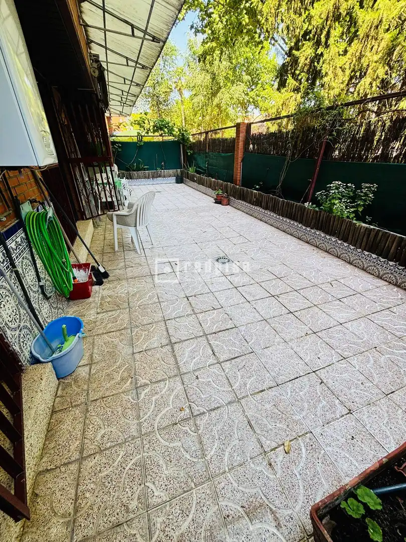Appartamento con ascensore in vendita a Juan de la Cierva, imagen 2