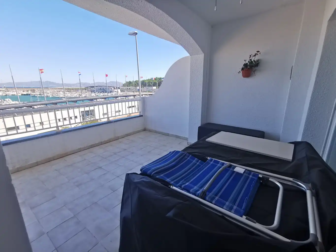 Terrace of Flat for sale in L'Escala  with Terrace, Furnished and Oven