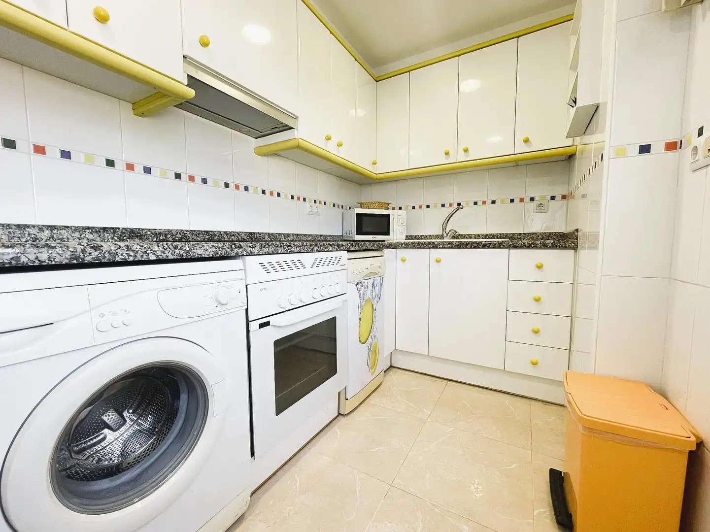 Apartments for rent in Paseo MARITIM NEPTU, 53, Playa de Gandia