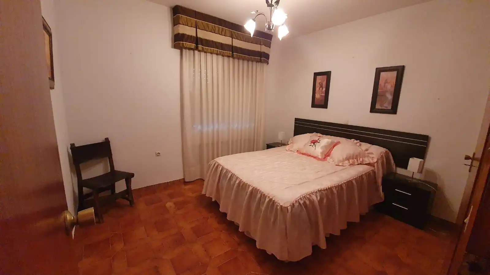 Habitación de Casa o chalet en venta en Aldea del Fresno con Aire acondicionado y Piscina