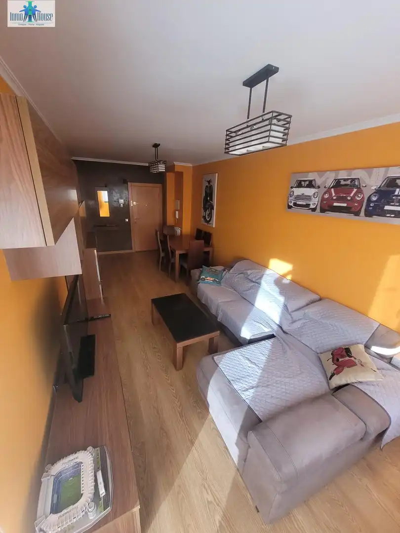 Sala d'estar de Apartament de lloguer en Albacete amb Aire condicionat, Calefacció i Parquet