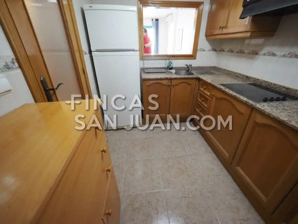 Cocina de Piso de alquiler en Villajoyosa / La Vila Joiosa con Terraza, Amueblado y Piscina comunitaria