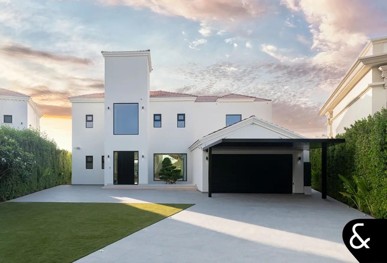 Vista exterior de Casa o xalet en venda en Sant Cugat del Vallès amb Jardí privat i Piscina