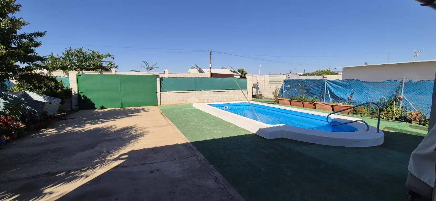 Piscina de Finca rústica en venta en Dos Hermanas