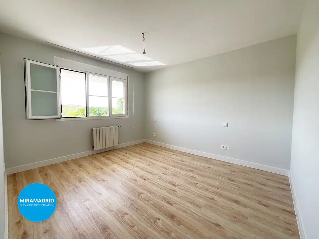 Bedroom of Detached homes for rent in Paracuellos de Jarama  with Air Conditioner and Swimming Pool