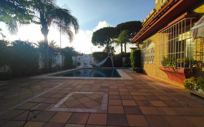 Jardí de Casa o xalet en venda en El Puerto de Santa María amb Aire condicionat, Terrassa i Piscina