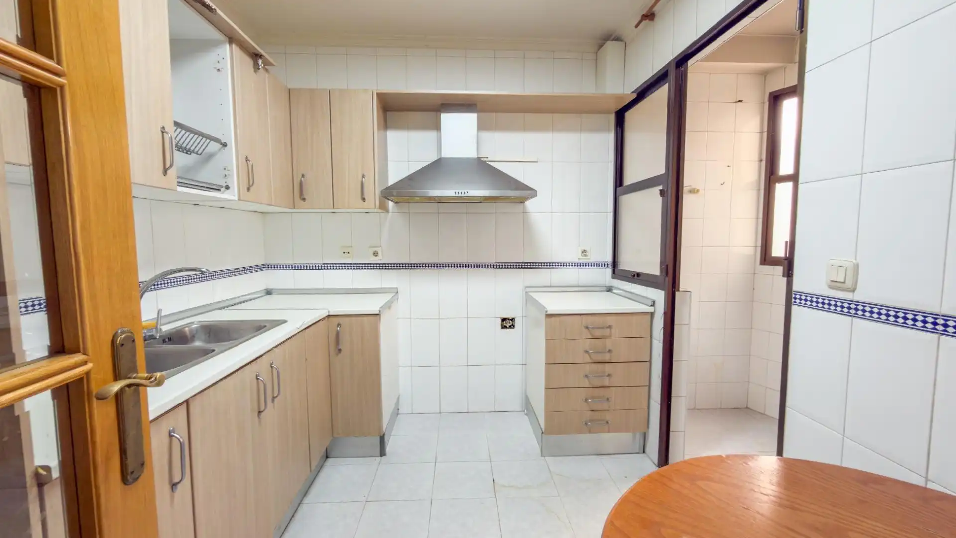 Kitchen of Flat for sale in Cieza  with Storage room