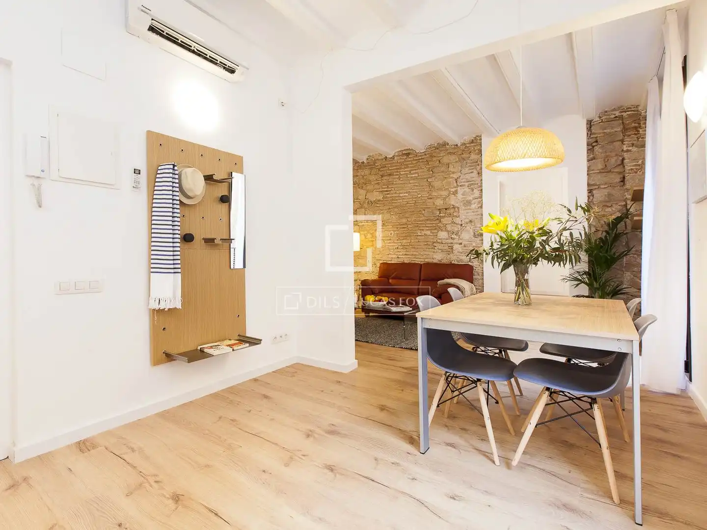 Piso en venta en Barcelona con Aire acondicionado, Amueblado y Balcón