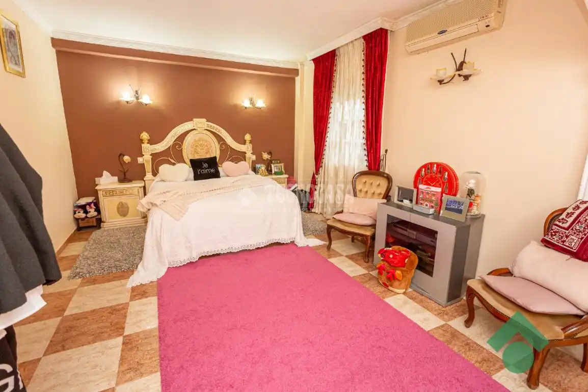 Bedroom of Detached homes for sale in Algeciras  with Heating and Private garden