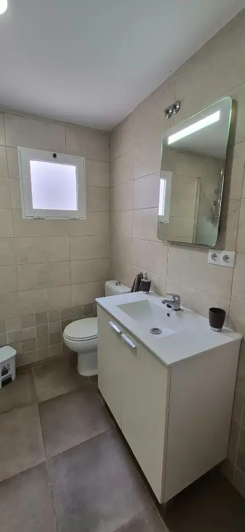 Bathroom of Flat for rent in Moncada  with Parquet flooring, Furnished and Oven