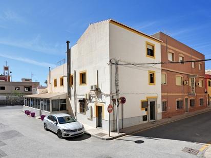 Vista exterior de Casa o xalet en venda en Motril amb Terrassa