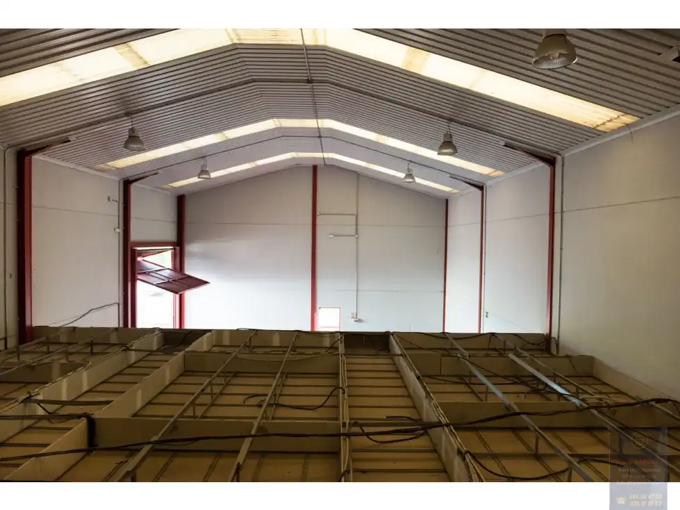 Außenansicht von Fabrikhallen zum Verkauf in Santa Cruz del Retamar