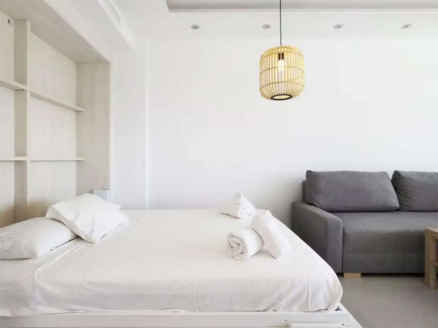 Bedroom of Study for rent in Torremolinos  with Air Conditioner, Swimming Pool and Balcony