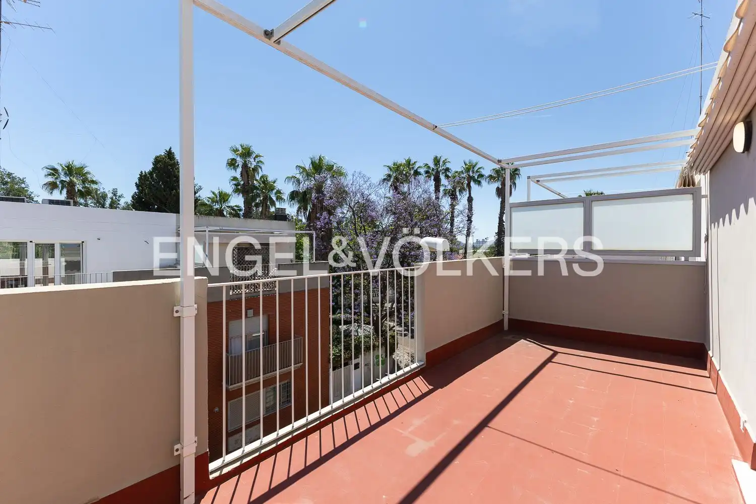 Terraza de Casa o chalet de alquiler en Rocafort con Aire acondicionado, Calefacción y Jardín privado