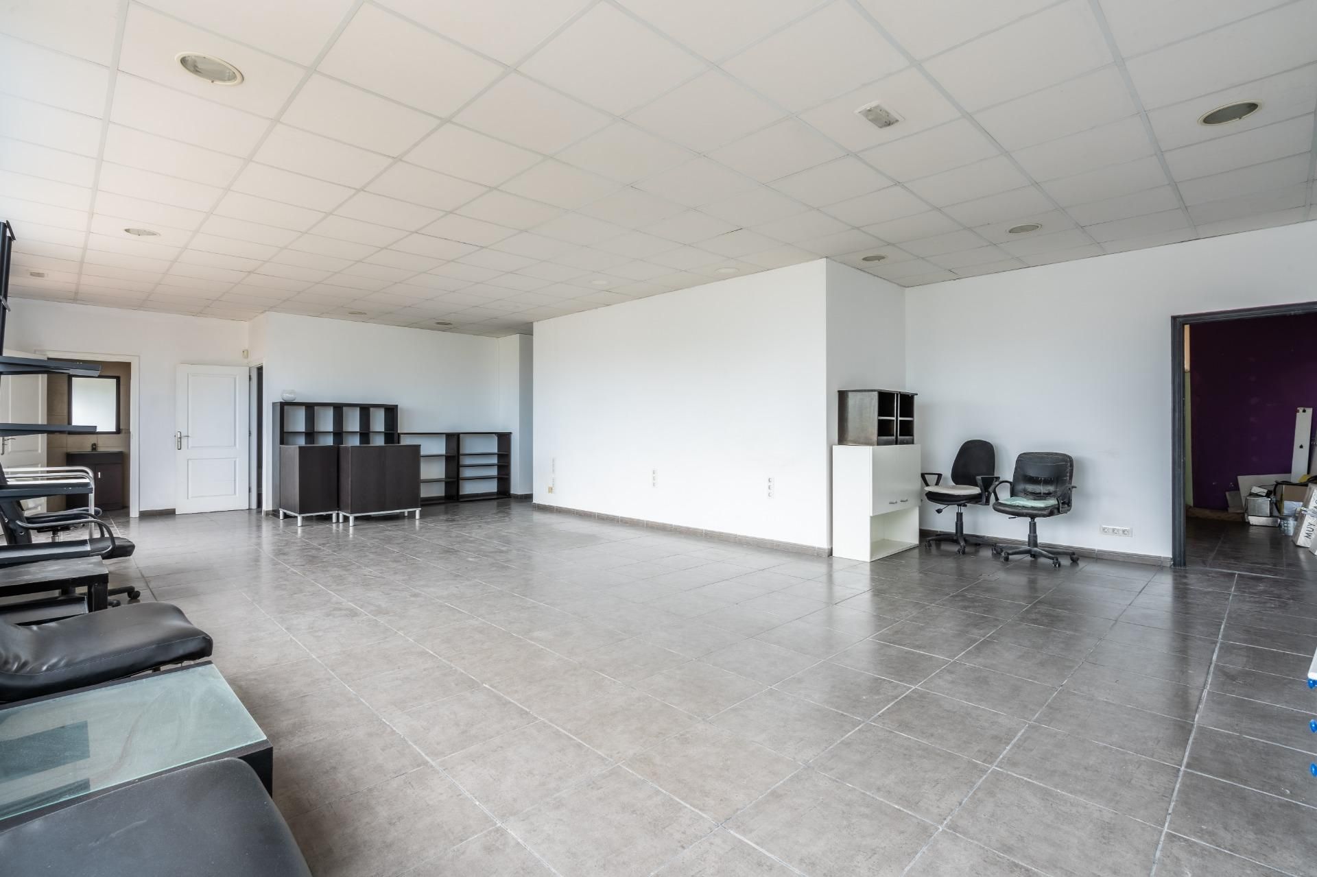 Premises for sale in Arona