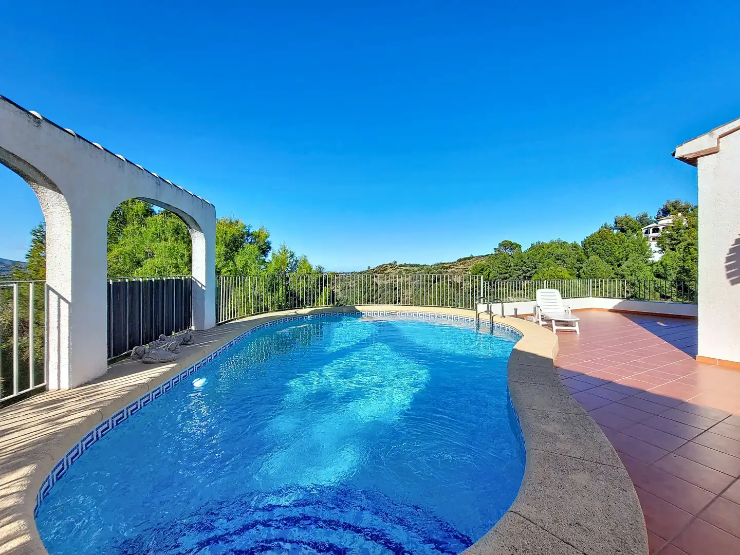 Chalet con piscina en venta en Avenida Pego 103, imagen 4