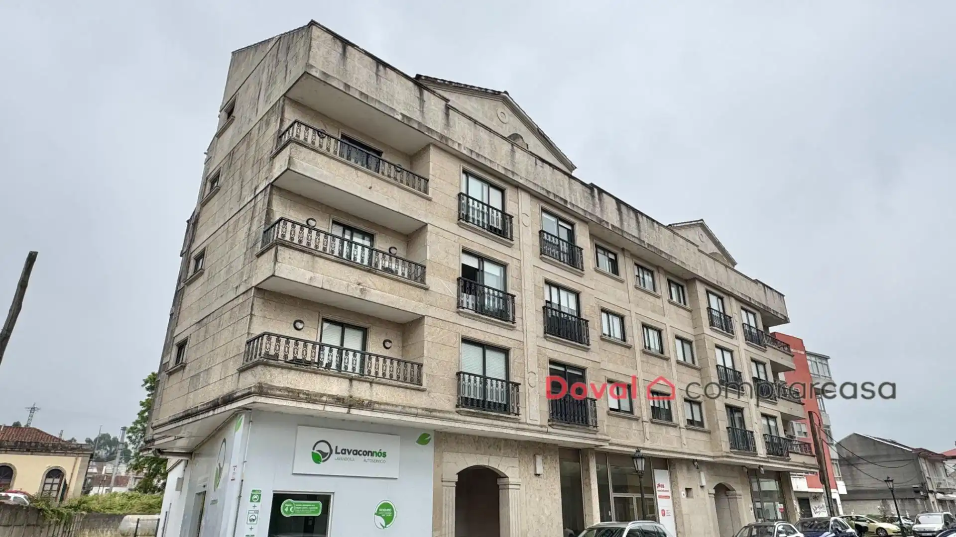 Vista exterior de Ático en venta en Tui con Calefacción, Parquet y Terraza