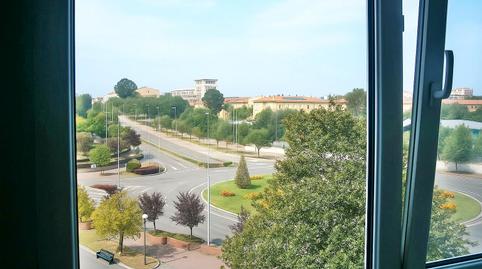 Foto 2 de Piso de alquiler en Avenida de Los Castros, Los Castros, Santander