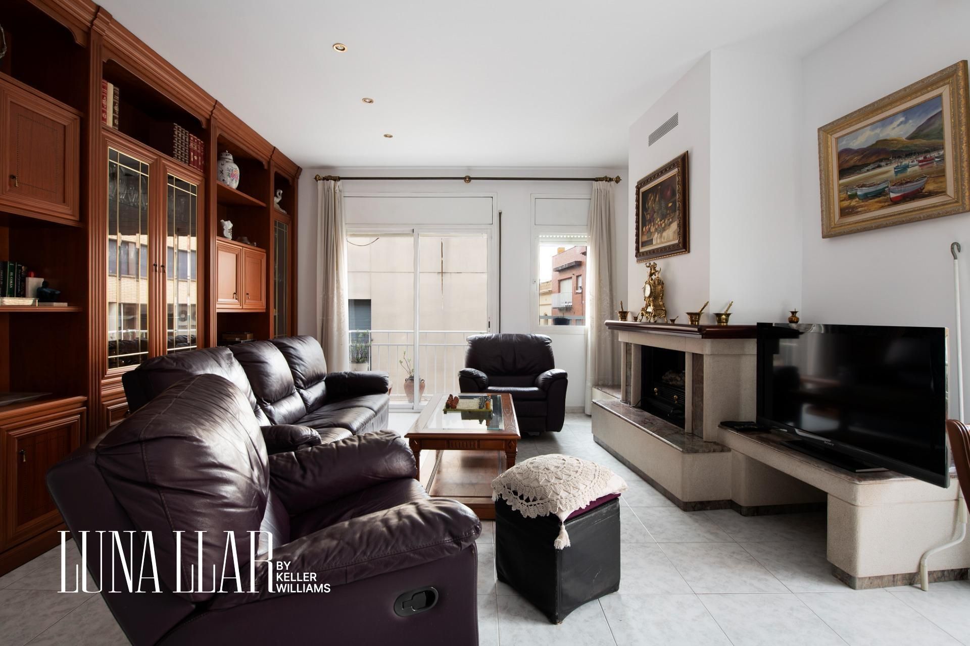 Sala d'estar de Casa adosada en venda en Gavà amb Terrassa