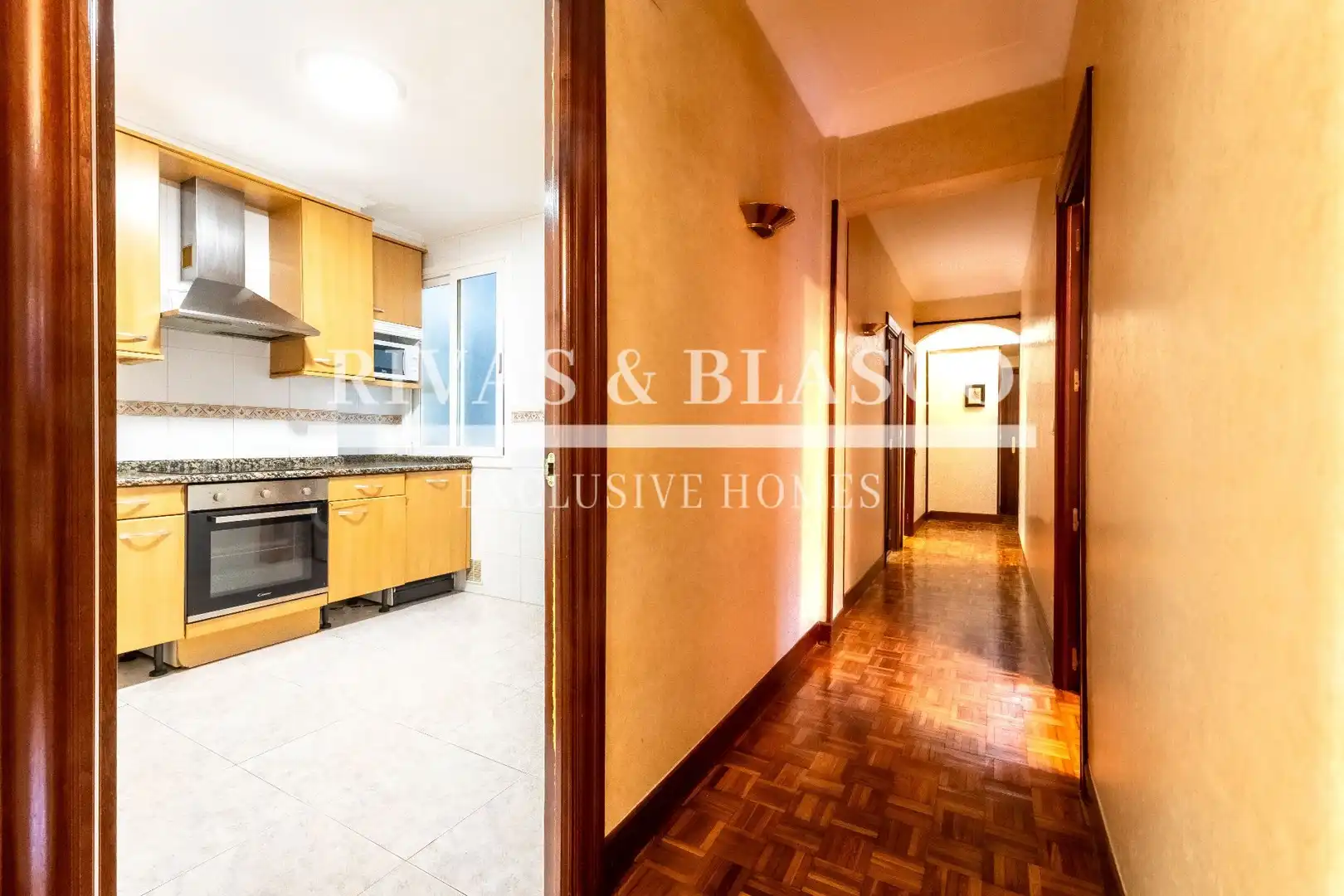 Exterior view of Apartments for sale in Donostia - San Sebastián   with Storage room
