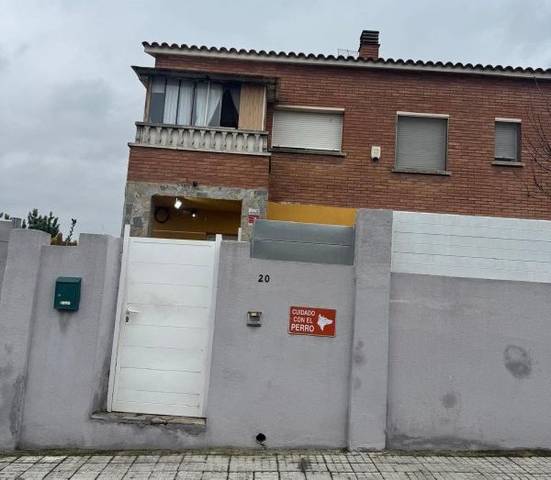 Casa-chalet en Venta en Santa Oliva