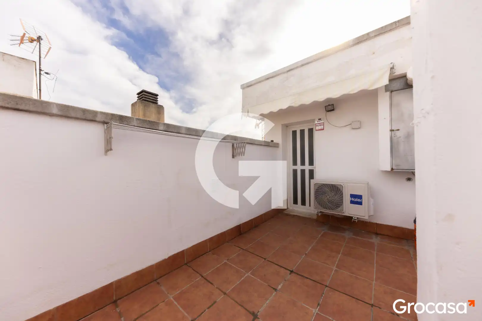 Terrassa de Casa adosada en venda en Sant Boi de Llobregat amb Aire condicionat, Calefacció i Terrassa