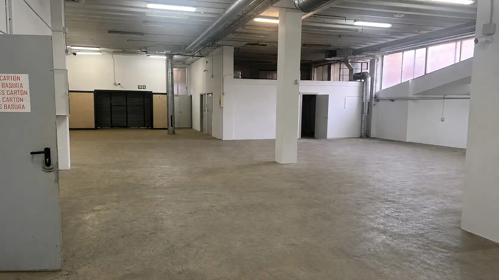 Nau industrial en venda a Carrer Carrasco i Formiguera 24, imagen 2