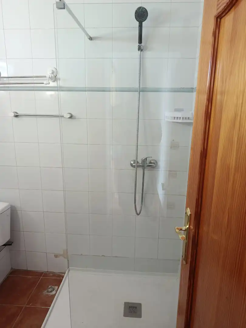 Bany de Pis en venda en Alicante / Alacant