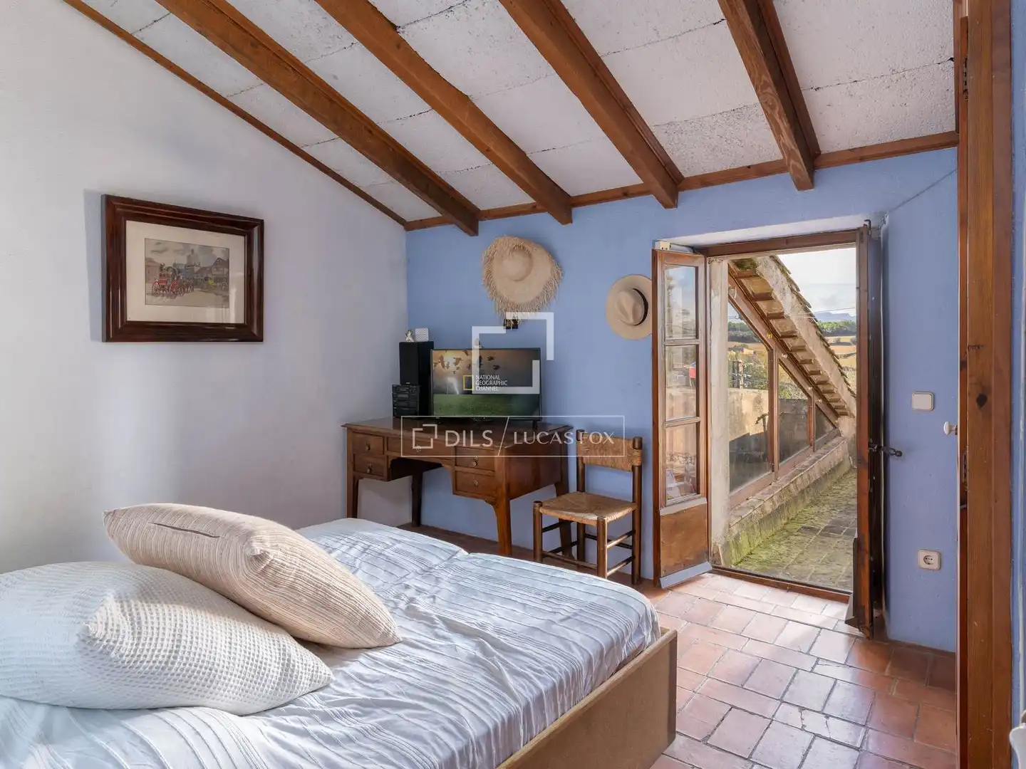 Habitación de Finca rústica en venta en Bàscara con Aire acondicionado, Calefacción y Jardín privado