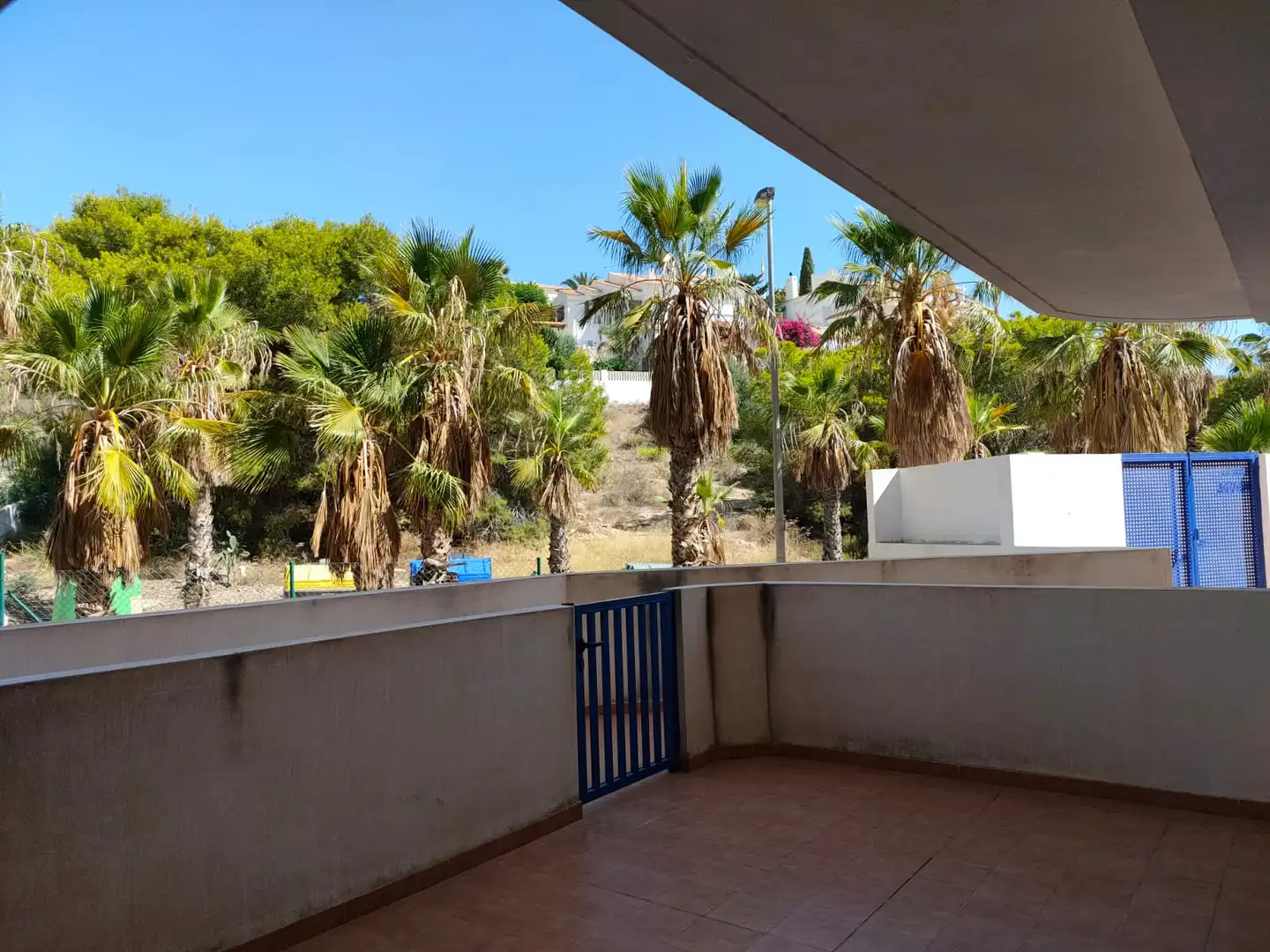 Außenansicht von Wohnung zur Miete in Cartagena mit Möbliert, Ofen und Waschmaschine