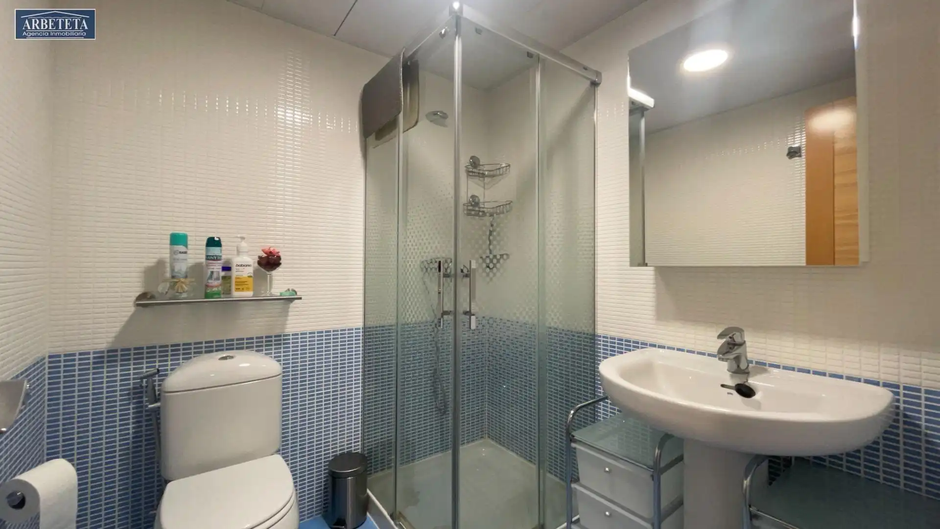 Baño de Piso en venta en Yebes con Calefacción, Terraza y Trastero