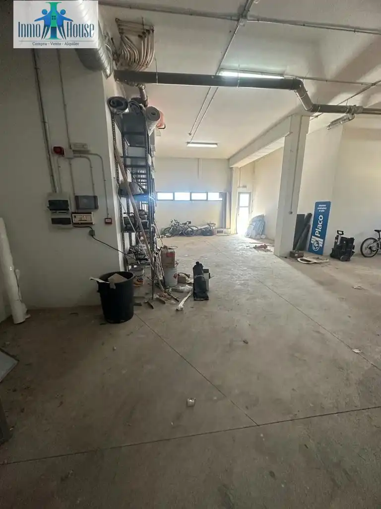 Local comercial en venta en Imaginalia - Llanos del Águila, imagen 3