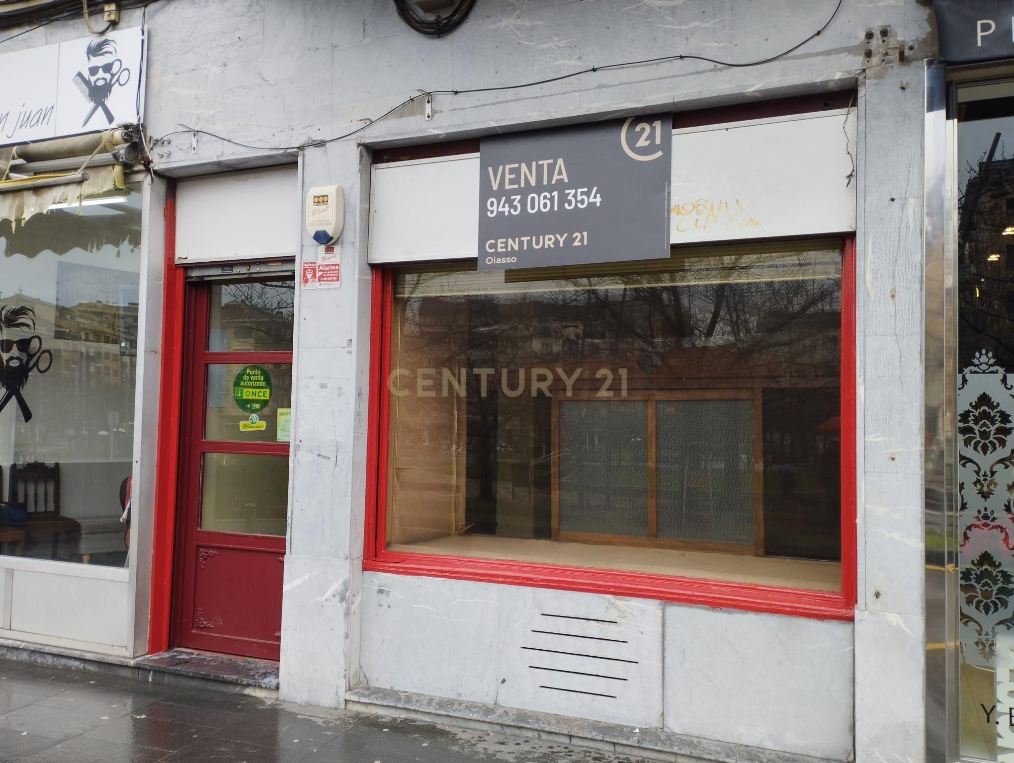 Vista exterior de Local en venda en Irun 