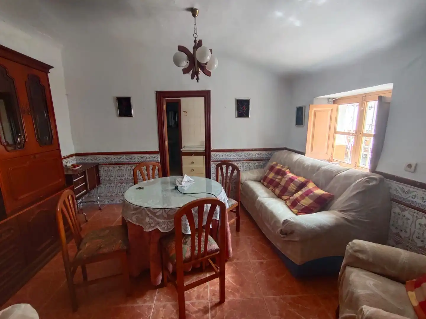 Sala d'estar de Casa o xalet en venda en Guadix amb Moblat