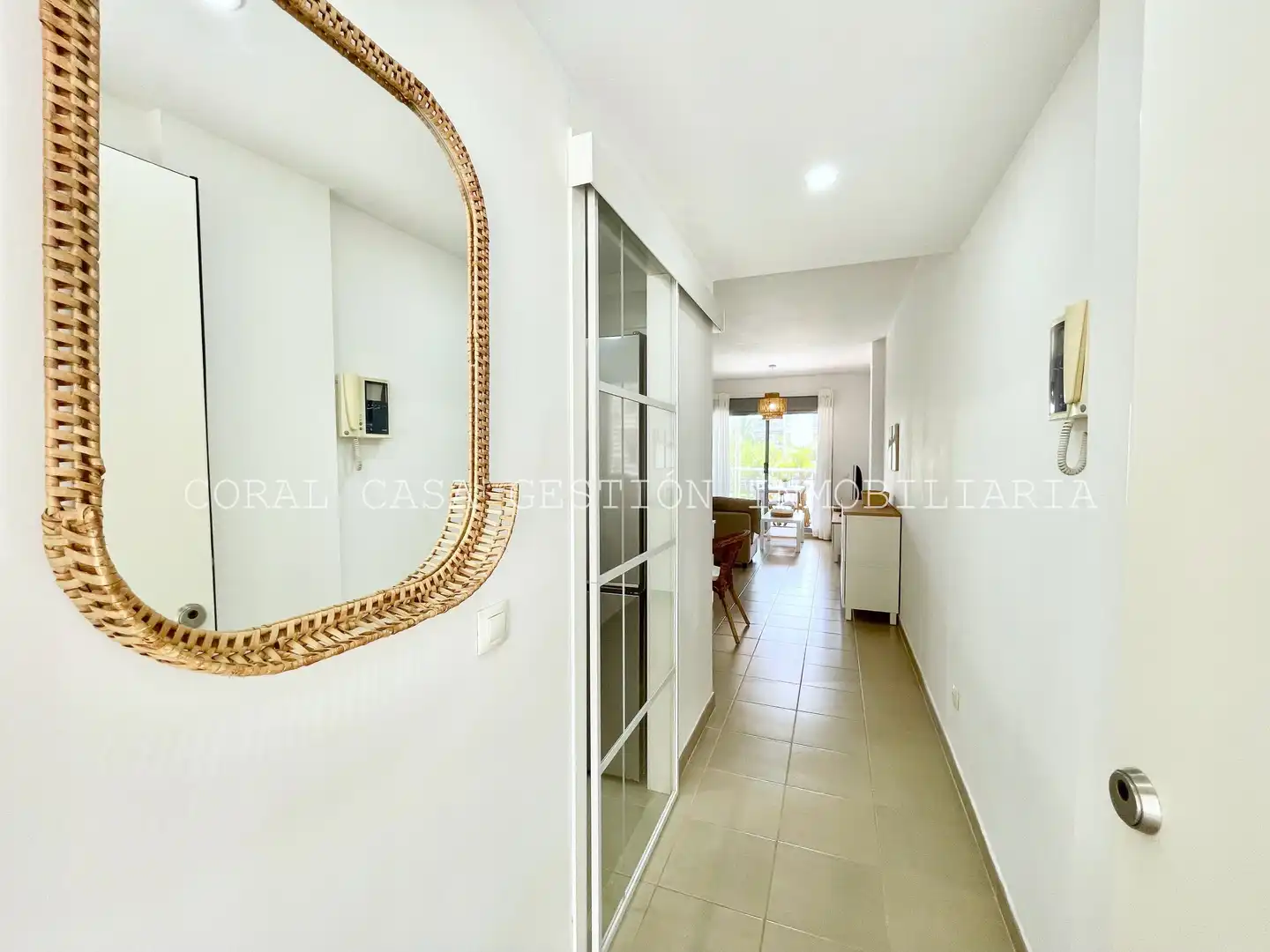 Apartamento de alquiler en V-01, Almenara